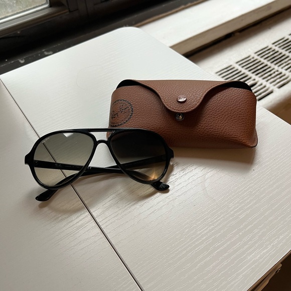 Aviator Ray Bans - Picture 3 of 10